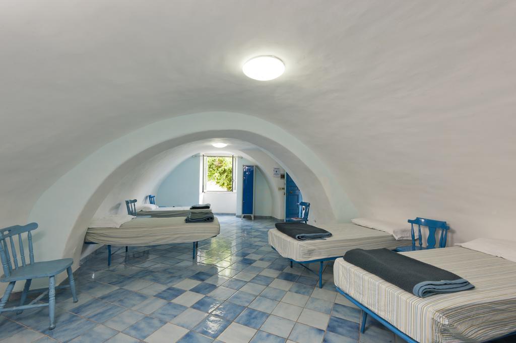 Ring Hostel Forio  Room photo