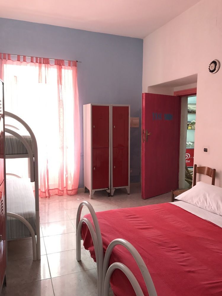 Ring Hostel Forio  Exterior photo
